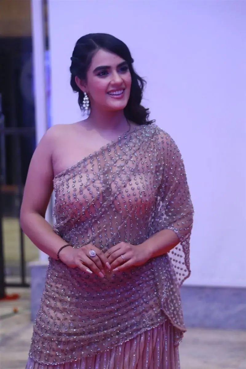 TELUGU ACTRESS KAVYA THAPAR AT BICHAGADU 2 MOVIE RELEASE EVENT 22